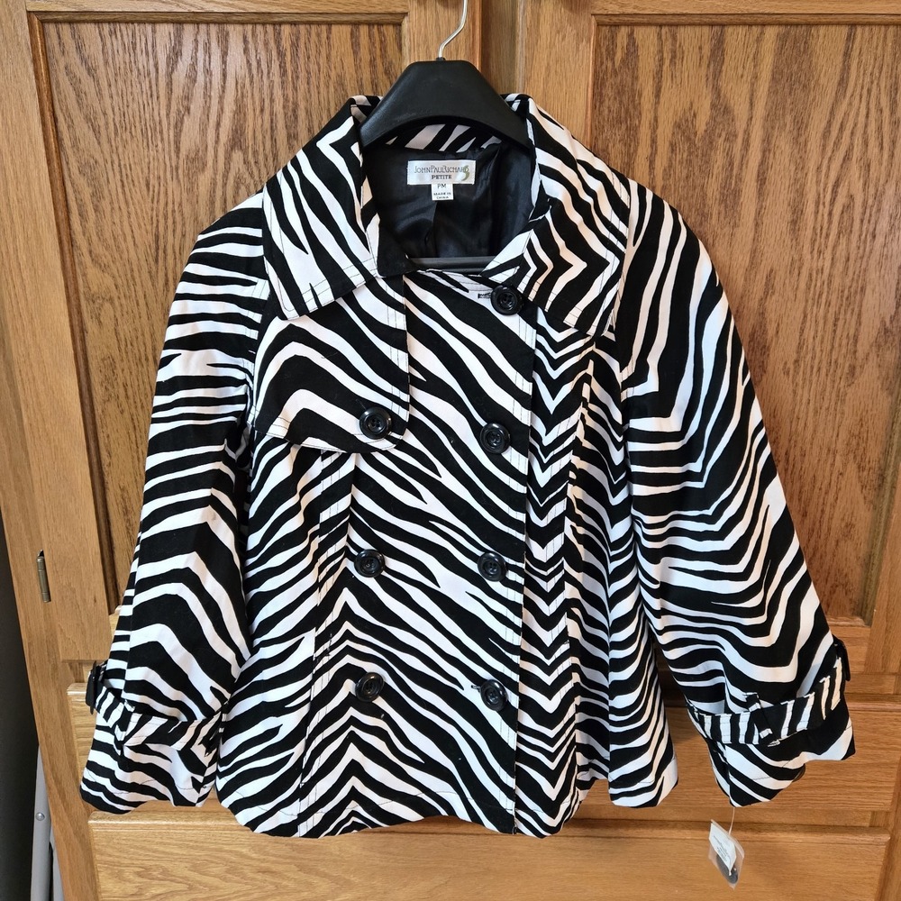 John Paul Richard Petite Med Women's Double-Breasted Cropped Jacket Black/White